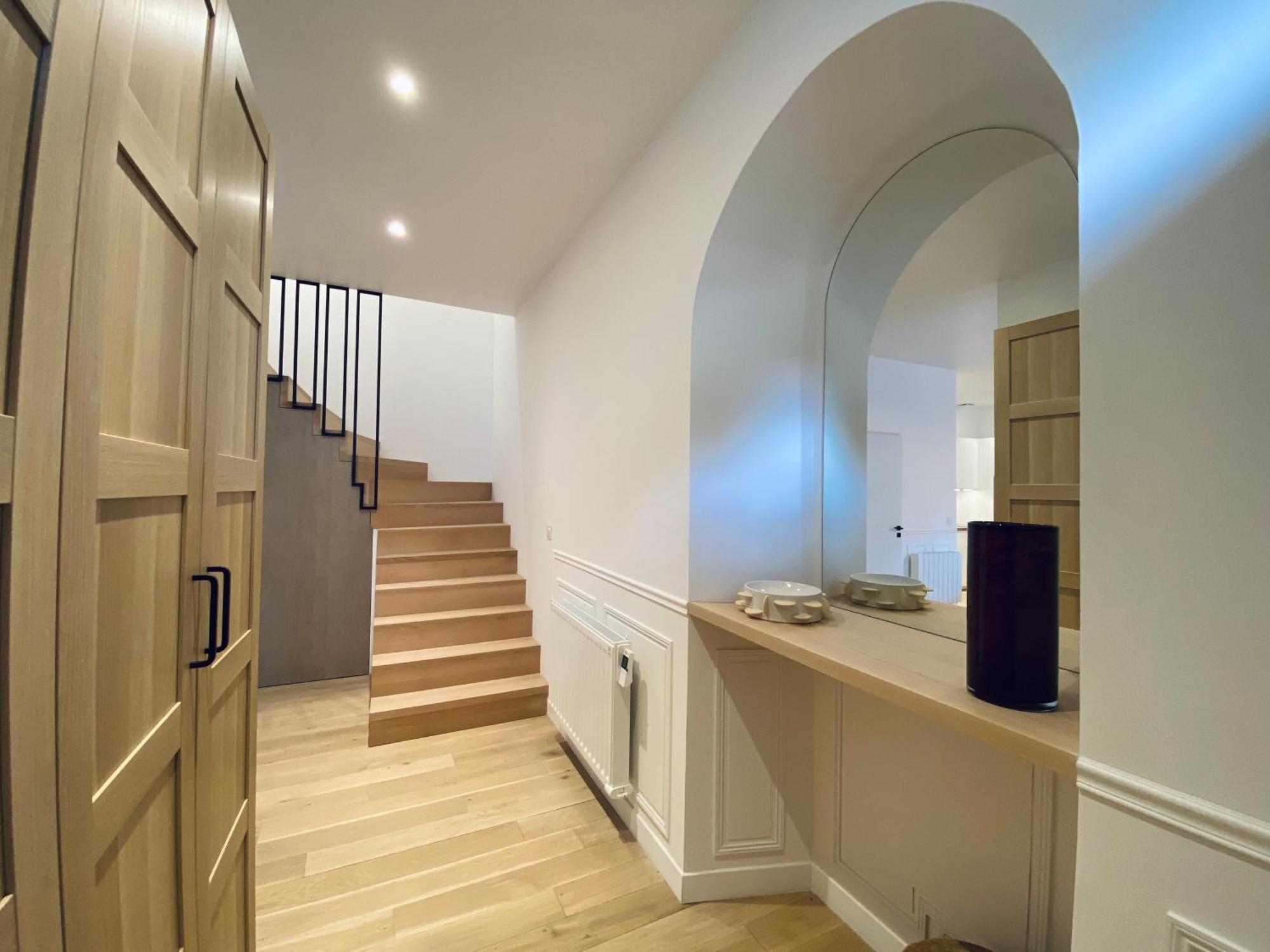 Velvet - Best Keys - Maison Duplex Elegante - Plein Centre Ville - Deco Minimaliste & Cosy - Literie Haut De Gamme - 2 Chambres Separees - Lit Queen Size & 1 Canape Convertible - Smart Tv - Wifi Fibre - Check-In Autonome Sens Exterior photo