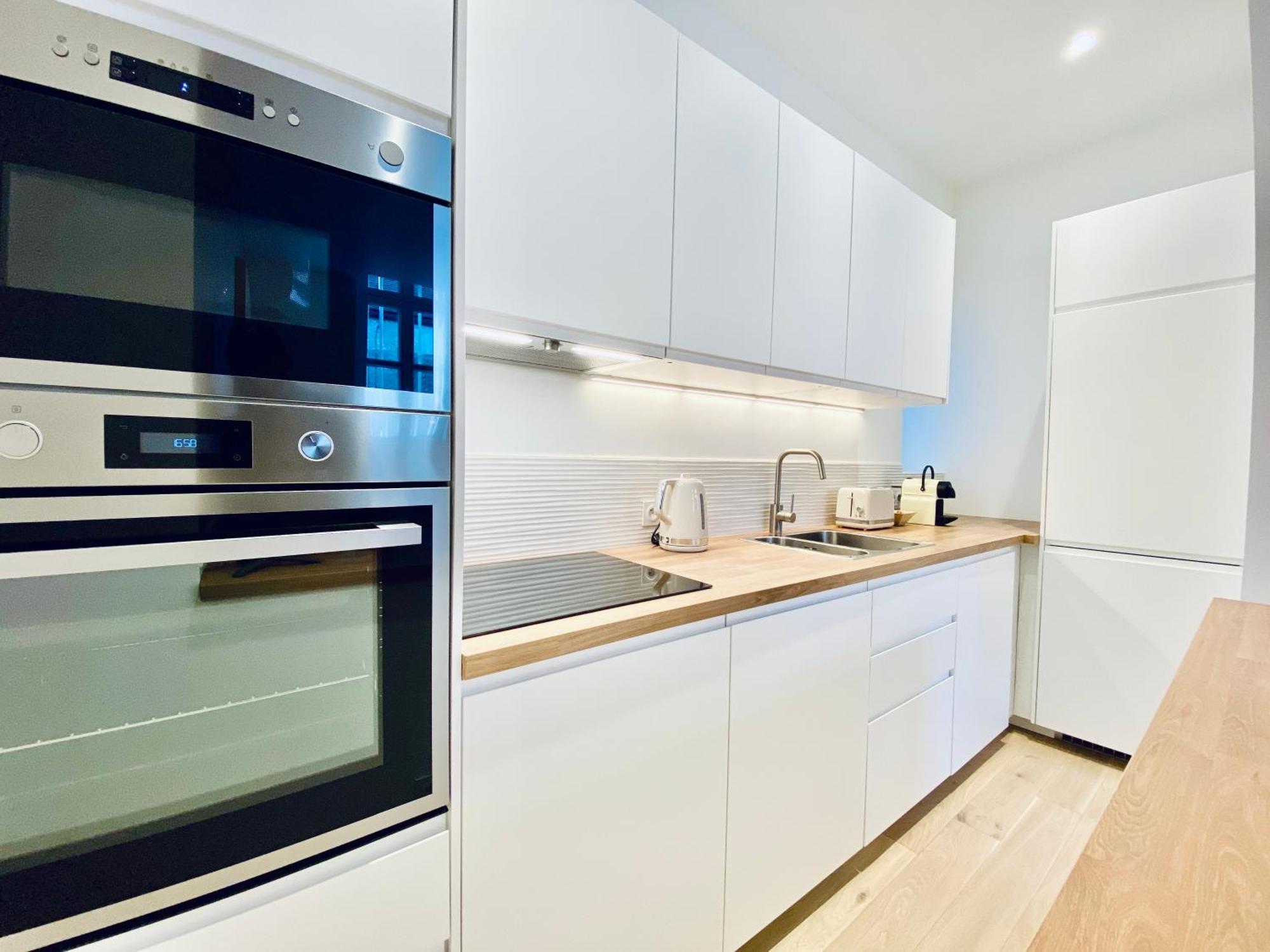 Velvet - Best Keys - Maison Duplex Elegante - Plein Centre Ville - Deco Minimaliste & Cosy - Literie Haut De Gamme - 2 Chambres Separees - Lit Queen Size & 1 Canape Convertible - Smart Tv - Wifi Fibre - Check-In Autonome Sens Exterior photo